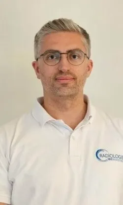 Dr. Niels Favoreel